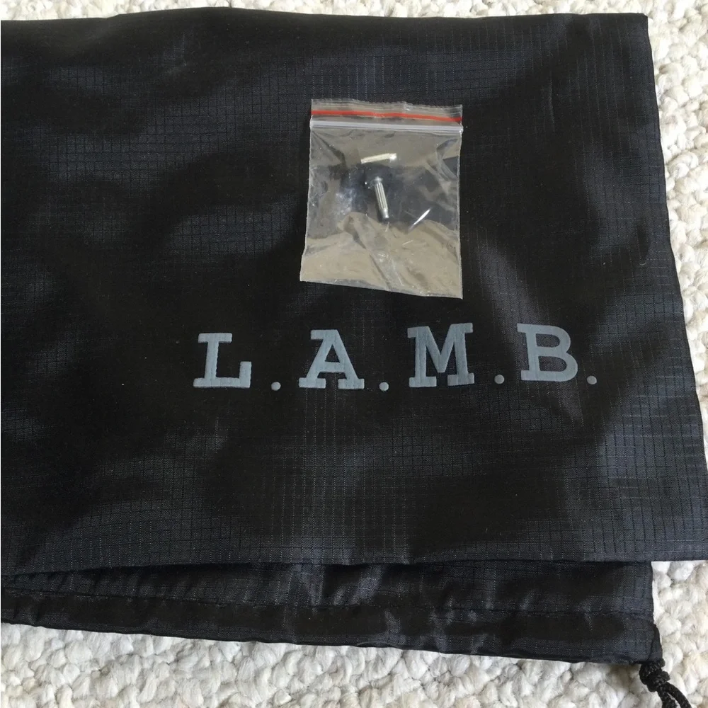 L.A.M.B. Gaili heels - Picture 7 of 7